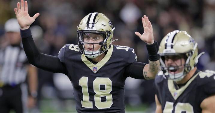 Saints vs. Chargers: Score, live updates from the preseason opener at Los Angeles