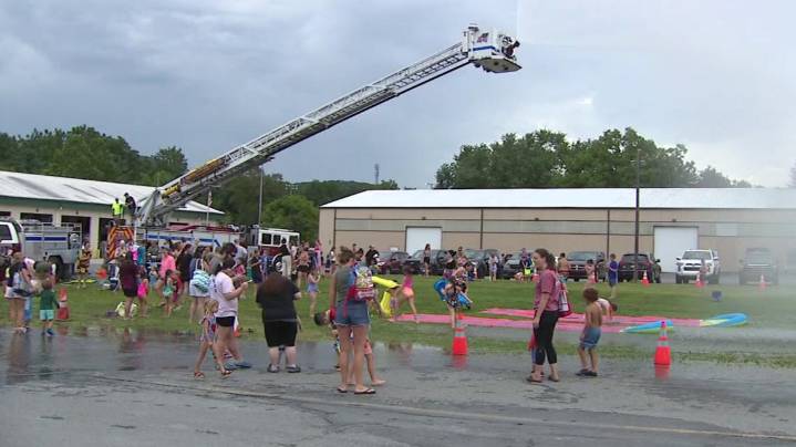 Pocono Township Fire Company helps kids cool off with splashy summer pop