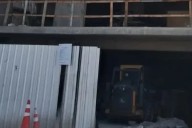 Tragedia laboral: cuatro obreros murieron al desplomarse un montacargas