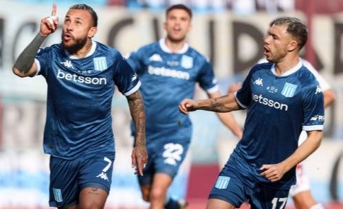 Racing visita a Peñarol en el arranque de los 8vos