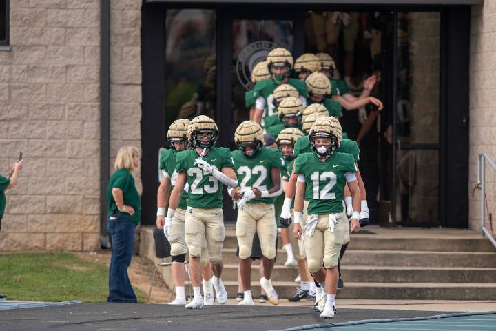 Spartans moves up in 6A poll