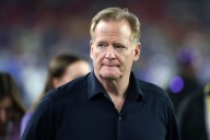 Roger Goodell Afraid to Ban Smelling Salts as Kyle Shanahan Refuses NFL Orders, Claims Insider Roger Goodell’s silence on smelling salts sparks debate as NFL insiders reveal the hidden battle between 