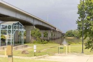 Police, EMS respond to person jumping from Garrison Avenue Bridge, swimming to shore