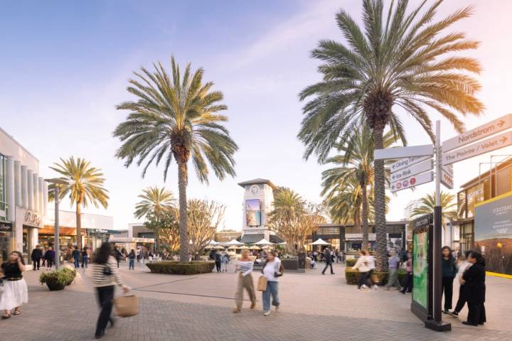 New businesses opening this fall at Westfield UTC