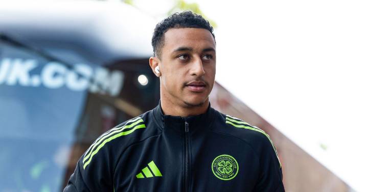 Adam Idah to Swansea fee 'revealed' as Celtic transfer exit nears for striker