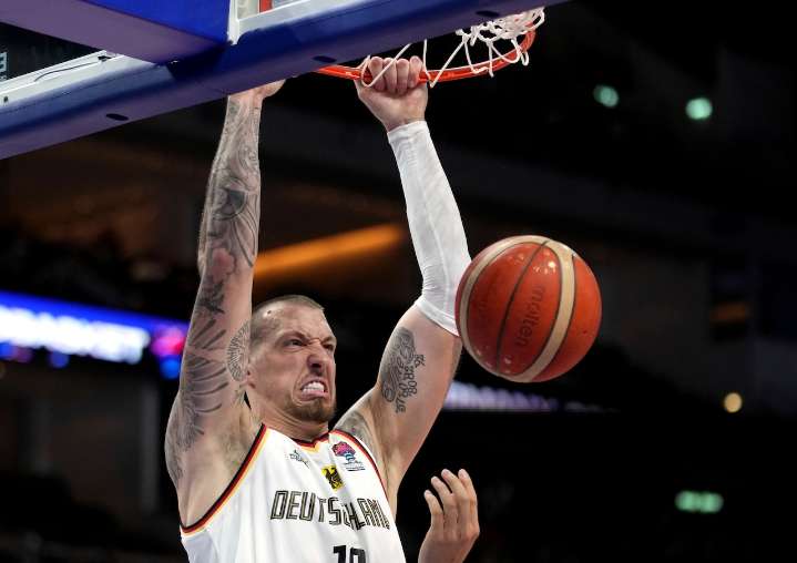Former Boston Celtics center posts perfect line in EuroBasket win