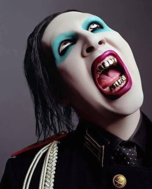 Marylin Manson destapa el lado oscuro de la juventud.