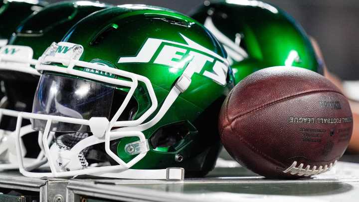 NFL Trade Alert: Jets Finalizing Deal For Vikings Defensive Tackle