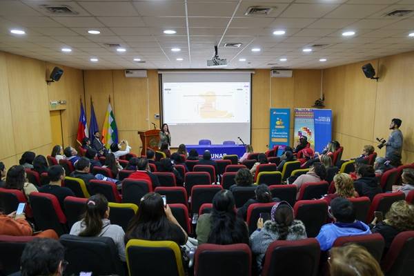Iquique: más de 100 emprendedores reciben capacitación con BancoEstado, ONU Mujeres y autoridades