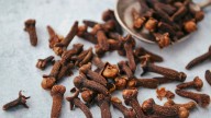 How cloves might help relieve pain and inflammation
