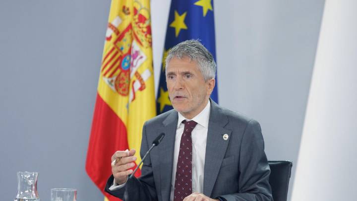 Marlaska: “Si una Comunidad no puede gestionar un incendio debería pedir al Gobierno que asuma la competencia”