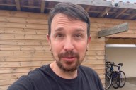 Pablo Iglesias anuncia la apertura de la nueva Taberna Garibaldi, un "espacio antifascista" con terraza y futbolín, tras recaudar más de 140.000 euros por crowdfunding