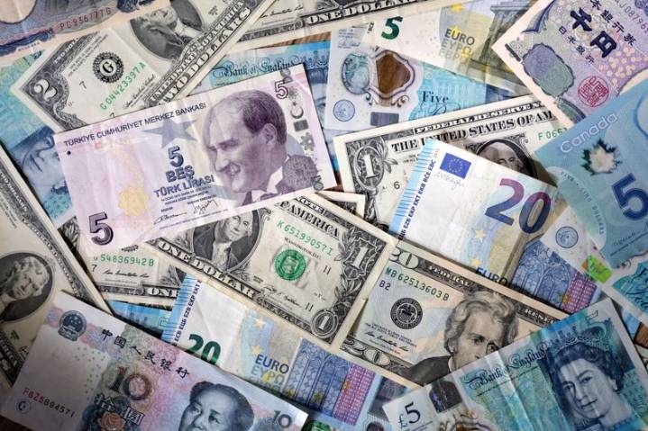 Dollar struggles to recover from dovish Powell gut punch