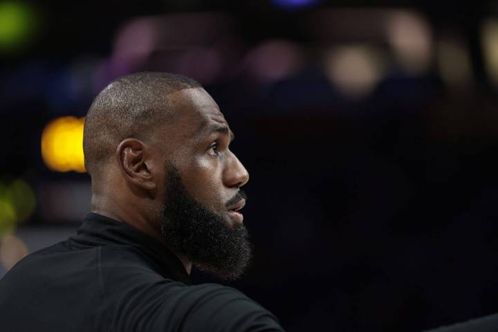 Lakers GM Rob Pelinka: It would be 'great' if LeBron finishes career with team