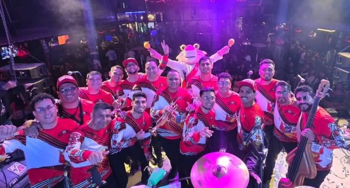 Callao: Ladrones dejan sin instrumentos a la Orquesta Zaperoko | VIDEO Ladrones aprovecharon que integrantes de Zaperoko cenaban para abrir la bodega de bus.