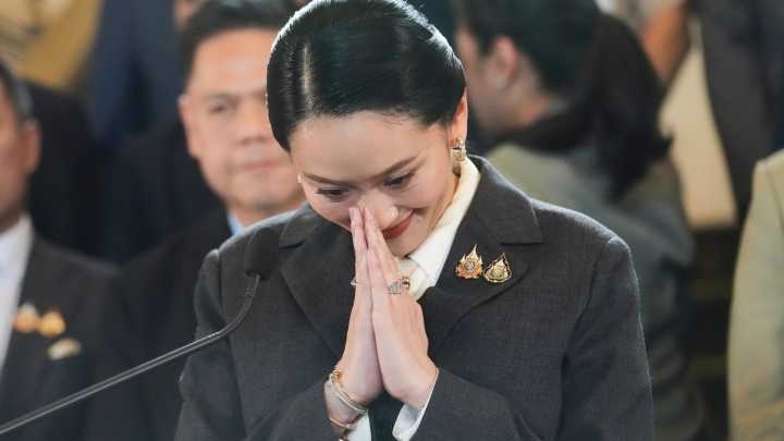Thai court dismisses prime minister over compromising phone call with Cambodian leader