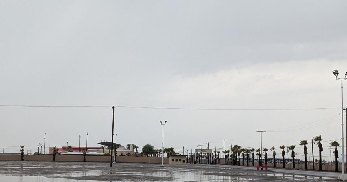 Flash floods strand drivers on Highway 86