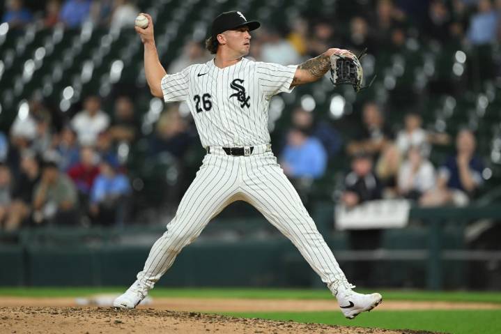 Chicago White Sox surrender 8 runs in the 5th in 12