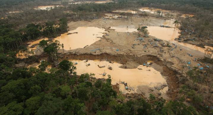 Datum Internacional | Minería ilegal | Minería informal | Reinfo | El 85% percibe ineficaz la respuesta del Estado frente a la minería ilegal | Congreso | Gobierno | Dina Boluarte 