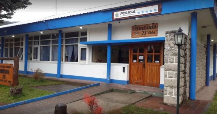 Violento asalto en San Martín de los Andes: usó gas pimienta y escapó con una millonaria suma en dólares