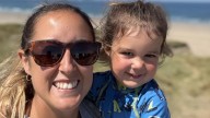 Mum issues urgent warning as toddler left screaming in agony at seaside hotspot thanks to beachgoers' dangerous mistake