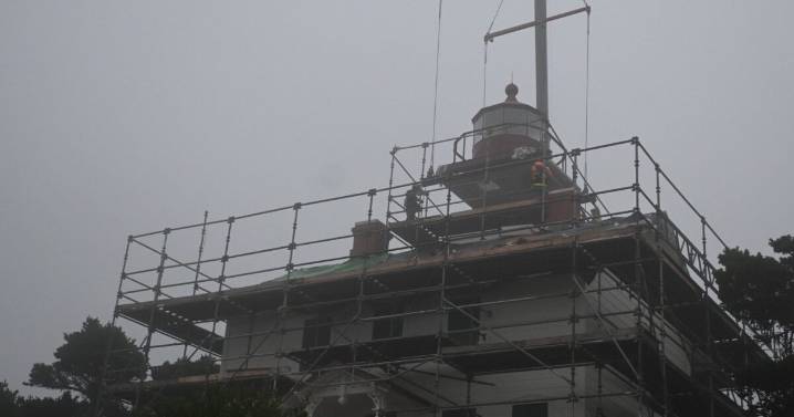 Yaquina Bay Lighthouse gets its light back Tuesday as $1.8 million restoration nears completion