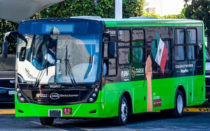 Autobús eléctrico mexicano Taruk despierta interés de Los Ángeles; pediría 20 mil unidades, dice Ebrard