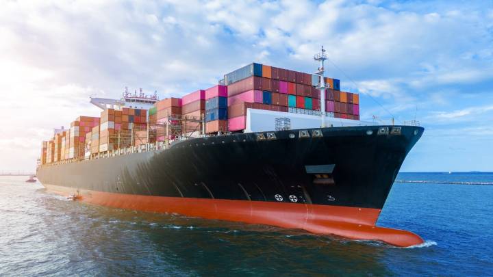 ZIM Integrated Stock: Still Some Value If Acquisition Doesn't Happen (NYSE:ZIM)