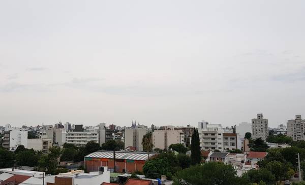 Fin de la "primaverita" en La Plata: alerta por el regreso del frío polar y una posible ciclogénesis