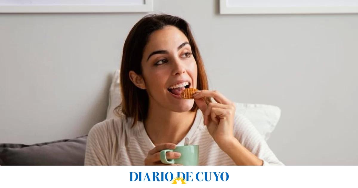 Según un especialista, desayunar después de las 9 puede aumentar los niveles de cortisol