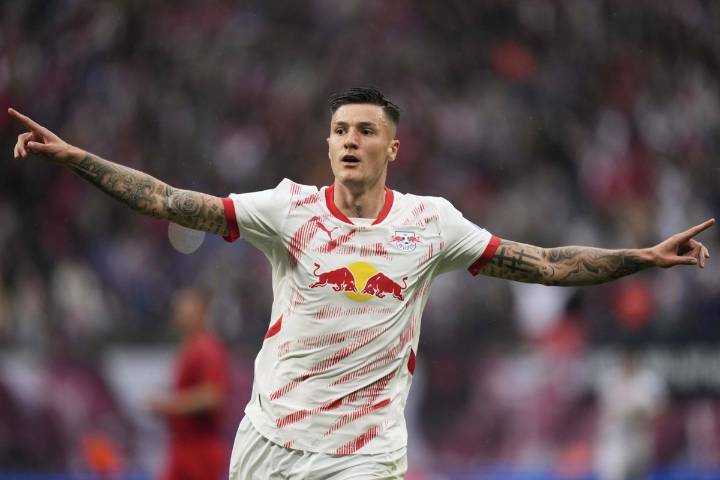 Man United signs Benjamin Sesko from Leipzig as attacking revamp continues