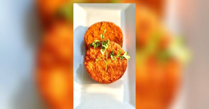 Make Tomato and Serrano Grits Cakes from Atlanta's Agave Restaurant at home
