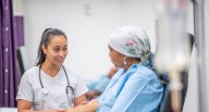 Protección contra el despido para trabajadores con cáncer, ¿medida acertada o discriminatoria?