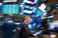 El riesgo país ya saltó casi 50% desde el mínimo de 2025