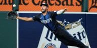 Riley Greene makes two diving catches against Angels