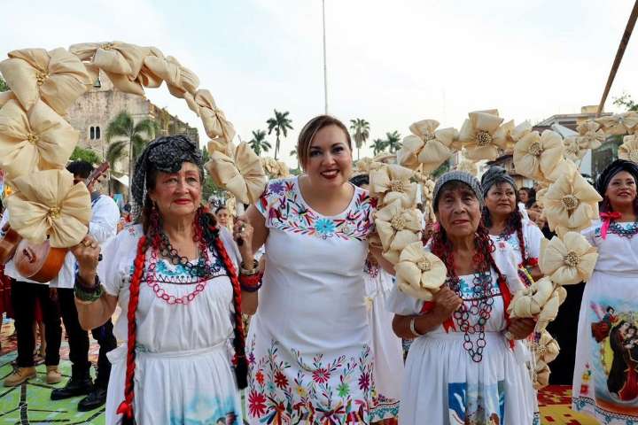 Diputada Yarabi González Martínez entrega su primer informe de actividades ante el Congreso del Estado de Hidalgo