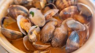 Almejas a la marinera receta gallega: cómo prepararlas paso a paso
