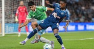 Joaquín Pereyra, Dayne St. Clair lead Minnesota United over Sounders 1