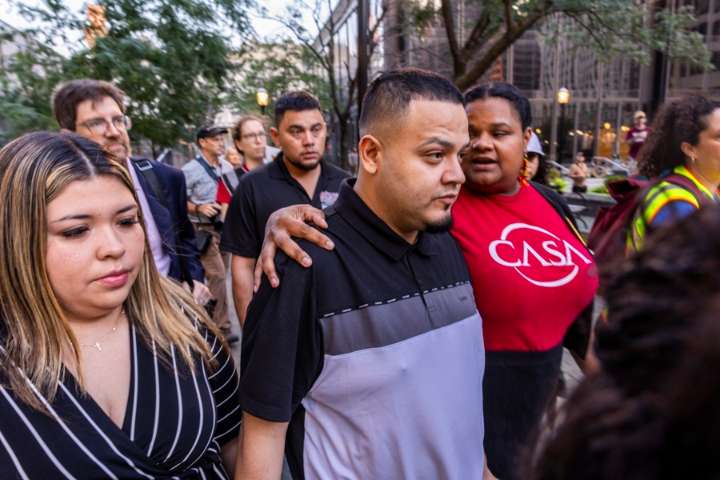 Una jueza federal frena la deportación del salvadoreño Kilmar Abrego hasta octubre