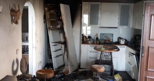 Los bomberos sofocan un incendio en un apartamento del Port d’Andratx