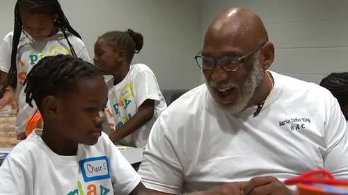 Art of Aging: Intergenerational event held at MLK Older Adult Center to support Smith Memorial Playground Time Capsule Project