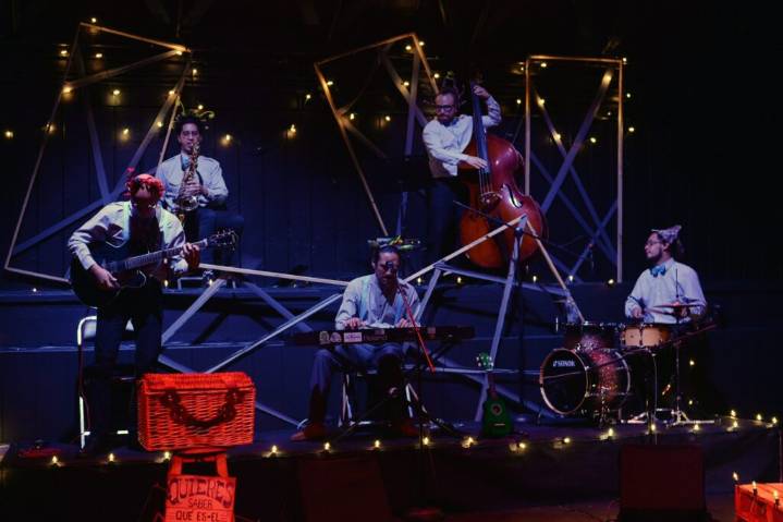 “UN SWING PARA INSECTOS”, TEATRO Y MÚSICA EN UNA PUESTA EN ESCENA PARA TODA LA FAMILIA