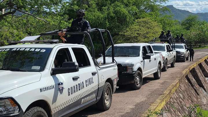 Agentes abaten a dos criminales tras ataque en Parácuaro
