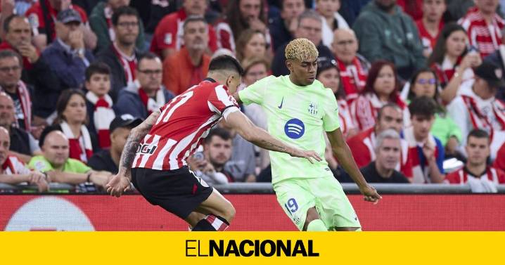 Tirón de orejas a Lamine Yamal que llega a Flick