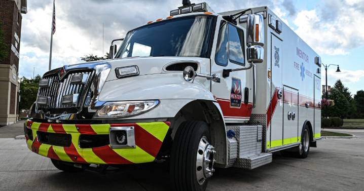 16-year-old Mentor student struck by truck and dragged
