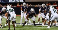 PHOTOS: Arizona Football cruises by Hawaii 40
