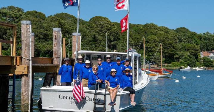 Quissett Yacht Club: All In The Family