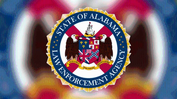 Agencies searching for missing people after boat crash