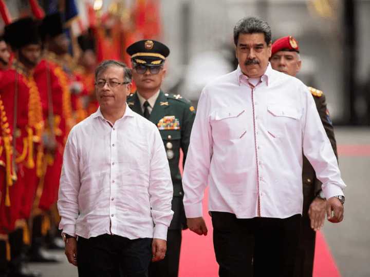 Petro desafía a Estados Unidos y se alinea con Maduro.