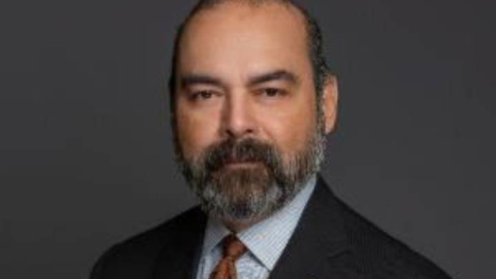 Harlingen city manager signed to new 3
